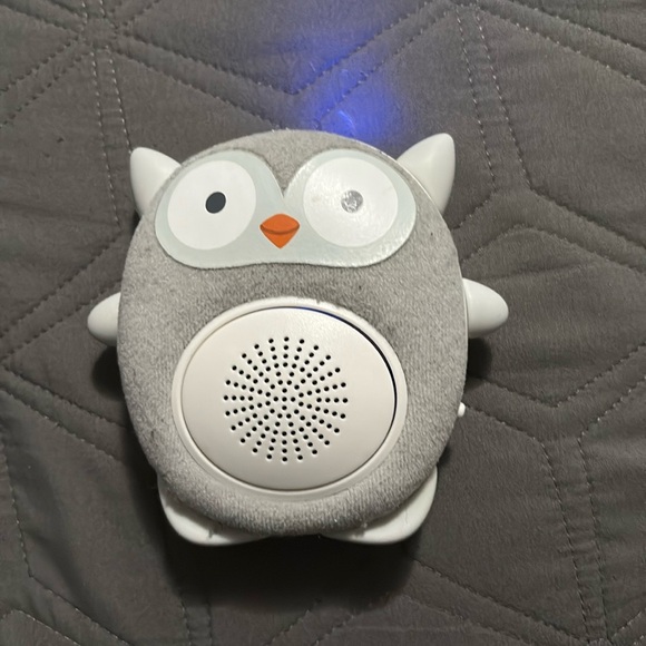 Sound Machine - Travel - Picture 1 of 4